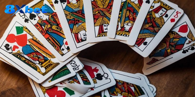 Liêng Tố Tất mở ván bằng một vòng cược giàu biến động